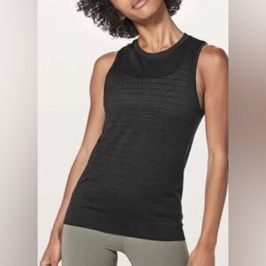 Lululemon Breeze Muscle Athletic Top